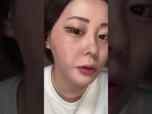 つけまを使った釣り目メイクやってみた【検証】#shorts