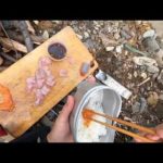 熟年夫婦がイワナ釣り