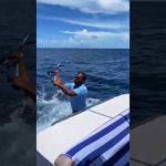 １時間１０万円のレンタル船で釣りしまくり②！inモルディブ【お金持ちの付き人】【TikTok】