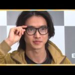山崎賢人、藤木直人＆松下洸平と釣り楽しむ　メガネ姿も披露　「オークリー」ブランドアンバサダーに就任
