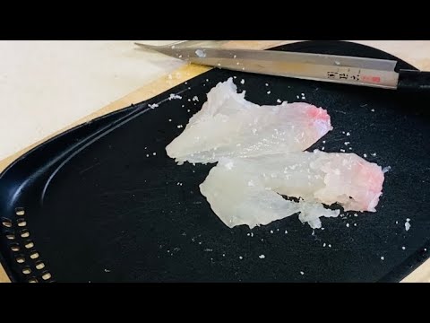 釣りの翌日、妻に昼ごはんを作った　#カワハギ #肝醤油　#カサゴの味噌汁　#厚揚げとワカメとシラスのサラダ