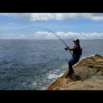 大時化の離島で大型回遊魚が爆釣。さらにドラグが止まらない化け物が…。