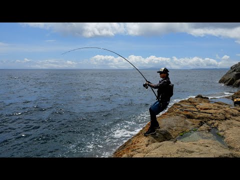 大時化の離島で大型回遊魚が爆釣。さらにドラグが止まらない化け物が…。